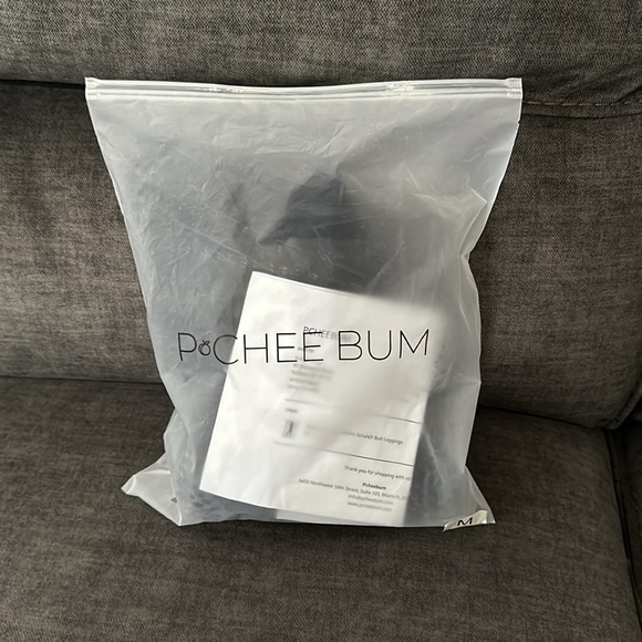 Butt scrunch fishnet leggings - Picture 3 of 3